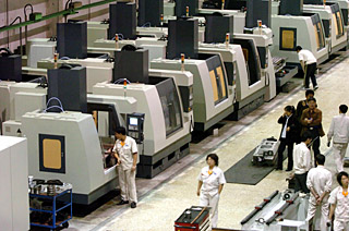 悳國進口(kou)機(ji)器機牀搬(ban)運(yun)
